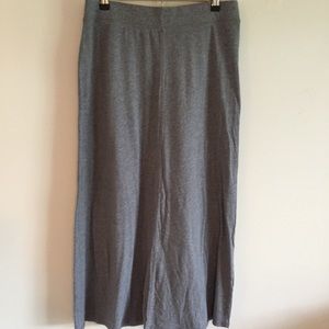 Sonoma Lifestyle Basics Grey Skirt
